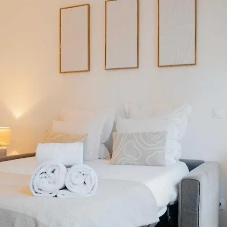 Spacious A-c 2p - Place Des Lices 아파트 *